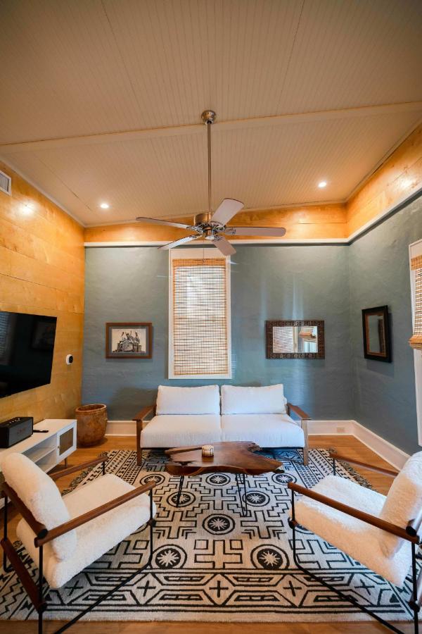 Downtown Fairhope Studio エクステリア 写真